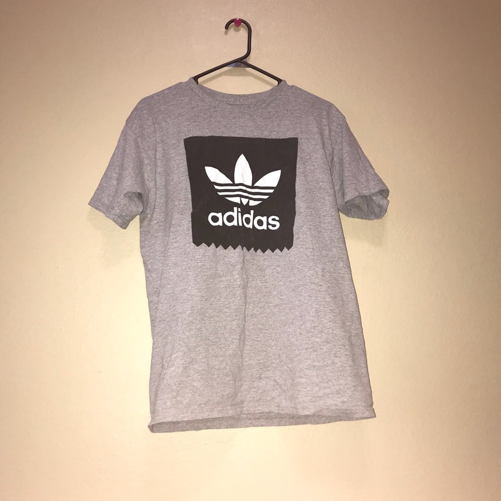 Grey Adidas t shirt M